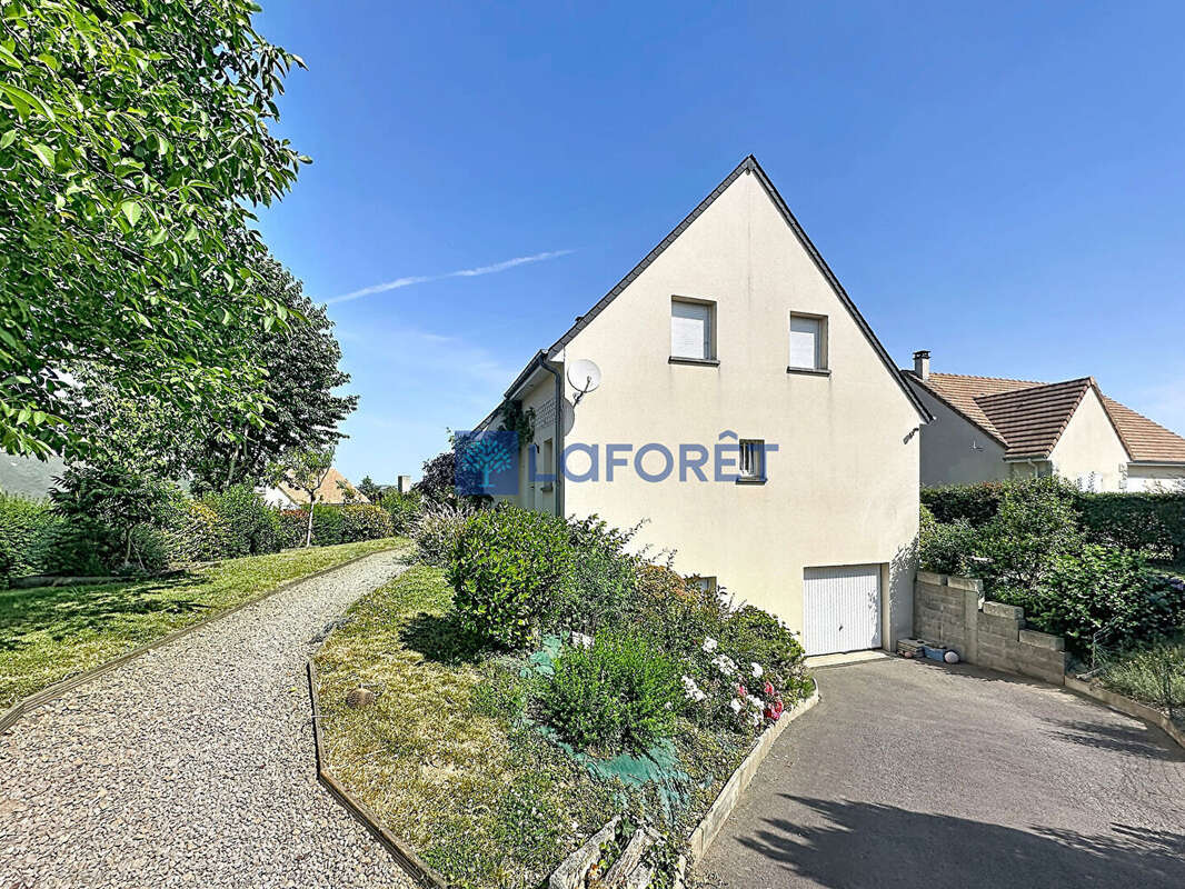 Maison à SAINT-PIERRE-DU-REGARD