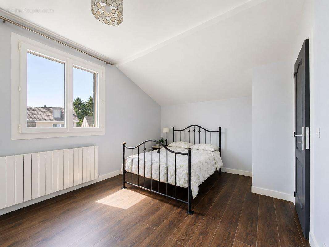 Maison individuelle avec dépendance - photo 8