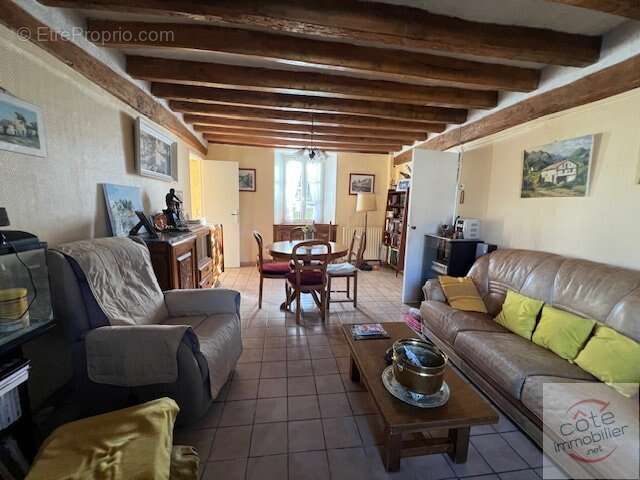 Maison à GARANCIERES-EN-BEAUCE