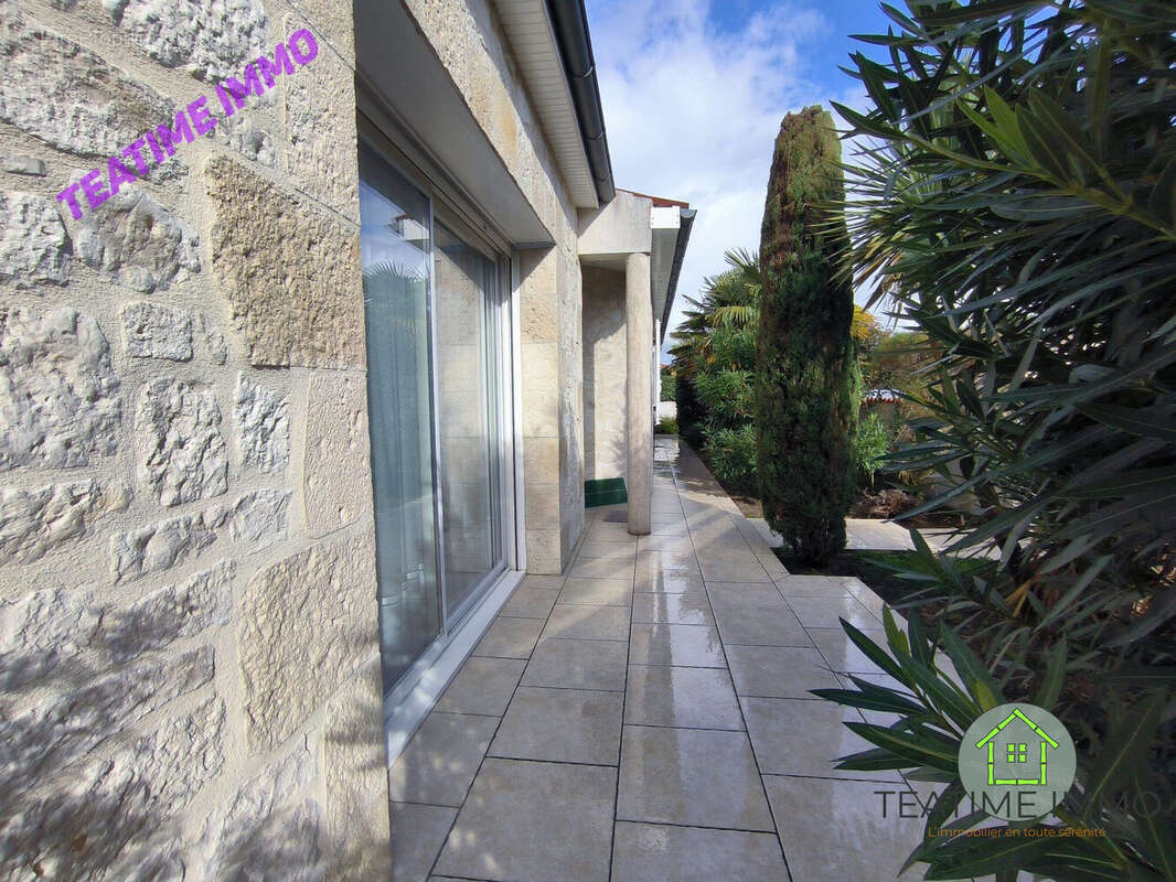 Maison à LES MATHES
