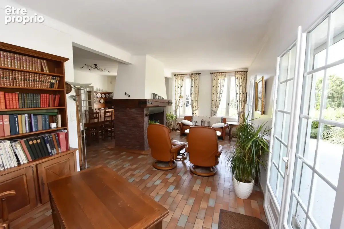 Maison 191 m² à Ferrieres  - photo 4