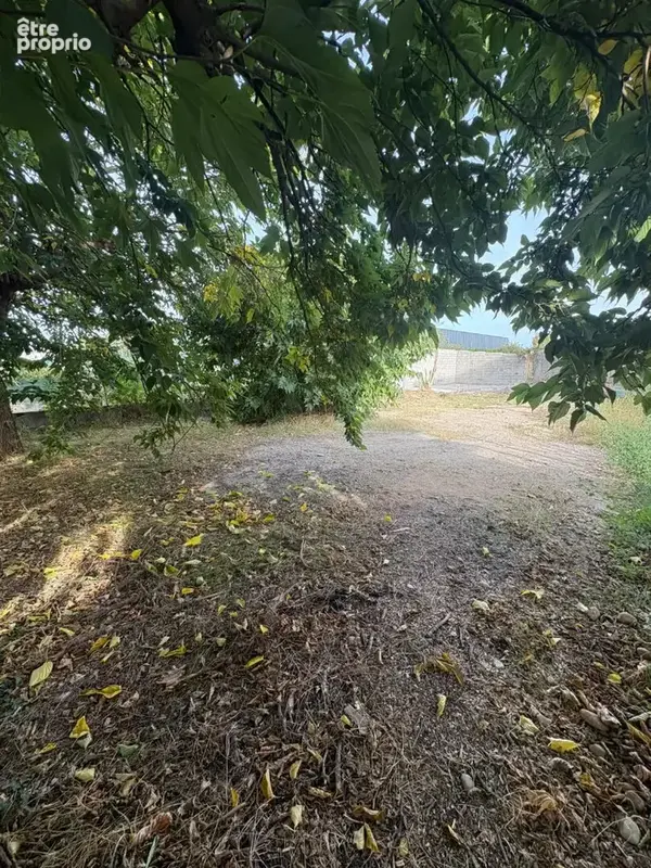 Terrain 280 m² a batir libre constructeur pc accepte - photo 4