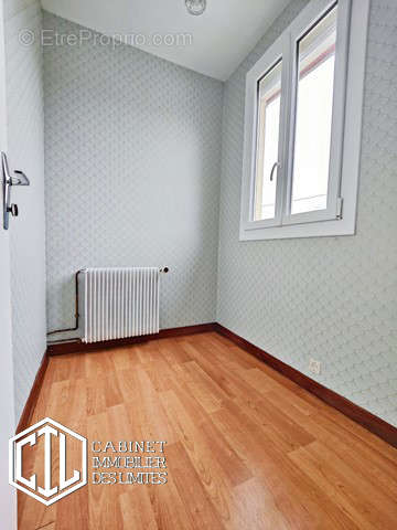 Pavillon F4 Limite Le Raincy - photo 12
