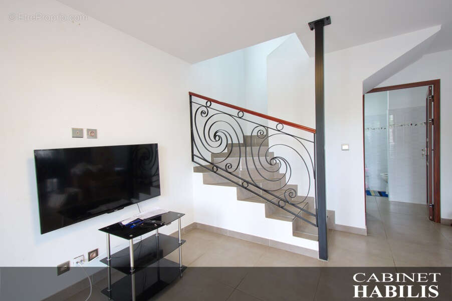 A vendre - maison t4 de 100.54 m2 environ  - saint-pierre - 395 000 € - photo 4