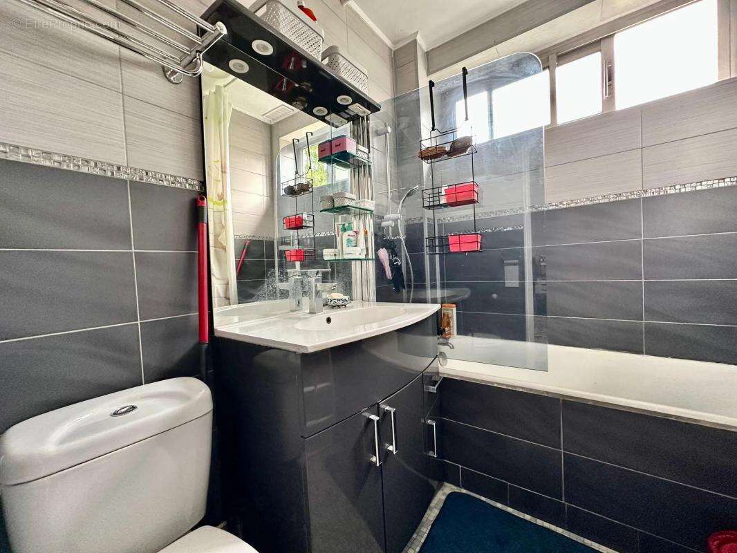 Appartement à BONDY