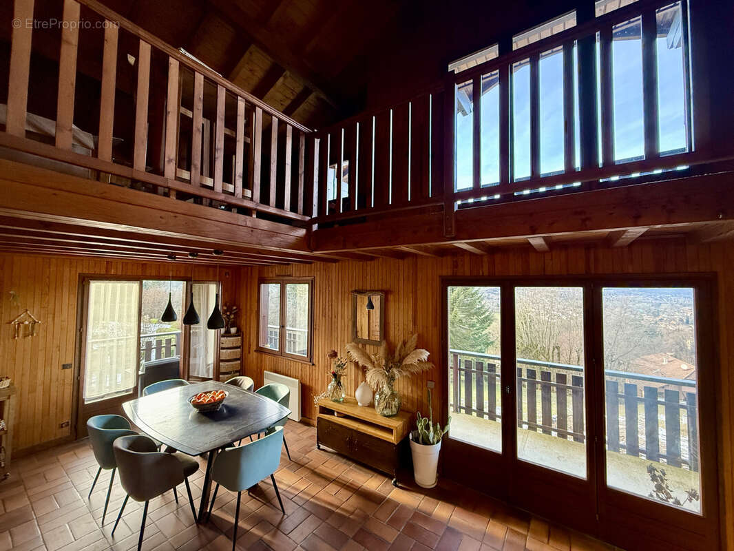 Maison à SAINT-JORIOZ