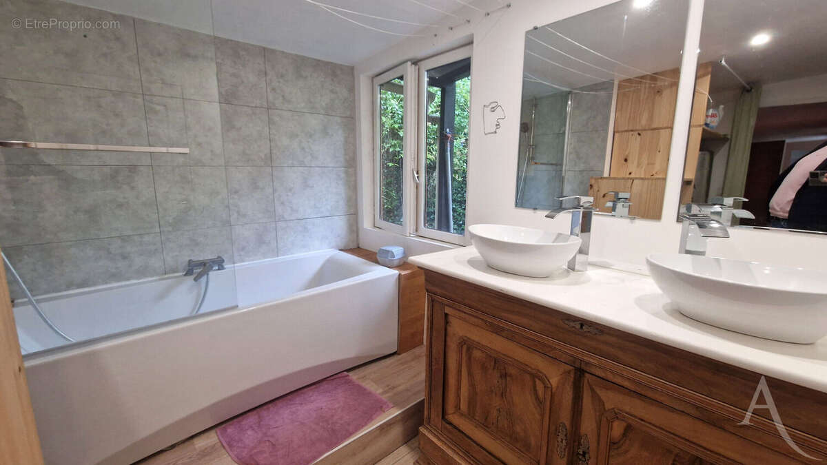 Maison à BREUIL-BOIS-ROBERT