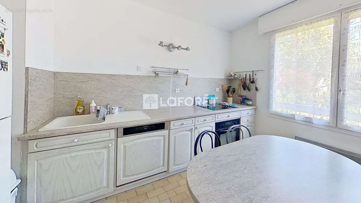 Appartement à LYON-8E