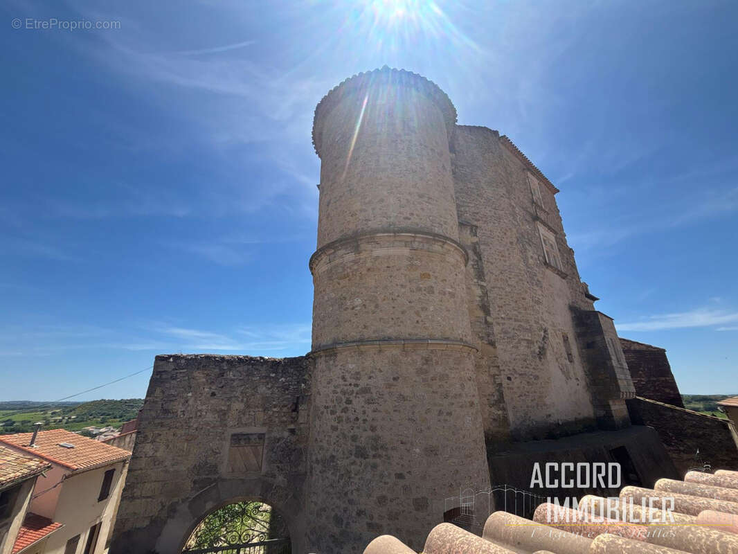 Appartement à PUISSALICON
