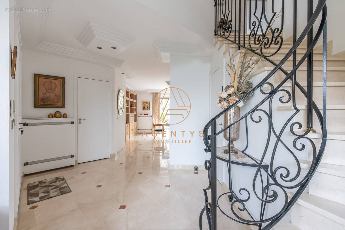 Maison à NOGENT-SUR-MARNE