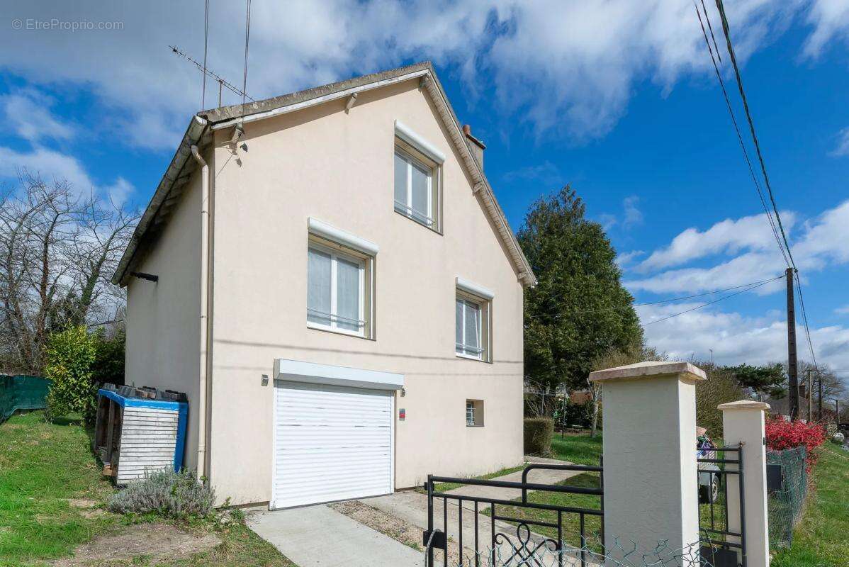 Maison de charme 80 m² à Boissy-le-Châtel - photo 15