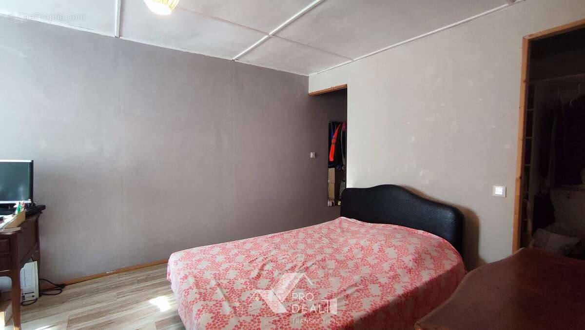 Maison 148 m² à Marlieux  - photo 9