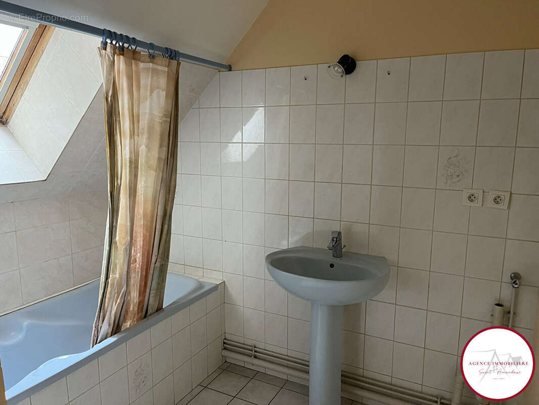 Appartement T3 Saint Amand Montrond 80 m2 - photo 4