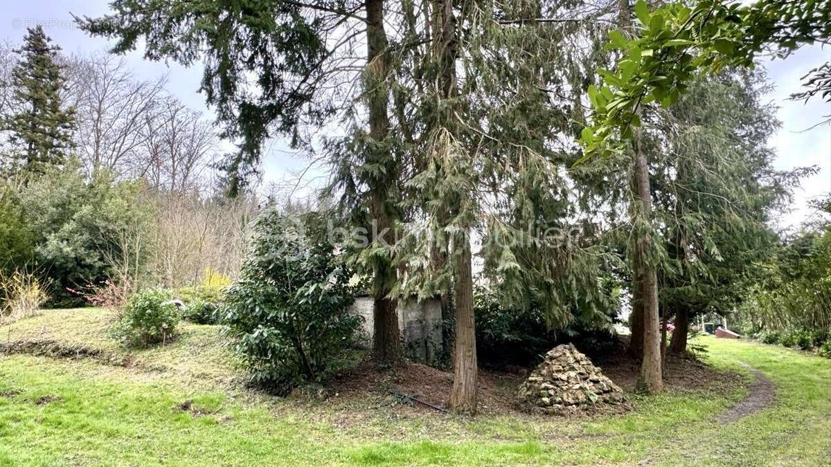 Terrain à LA FERTE-SOUS-JOUARRE