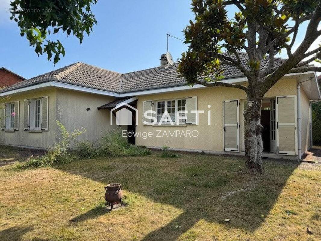 Photo 1 - Maison à VAYRES