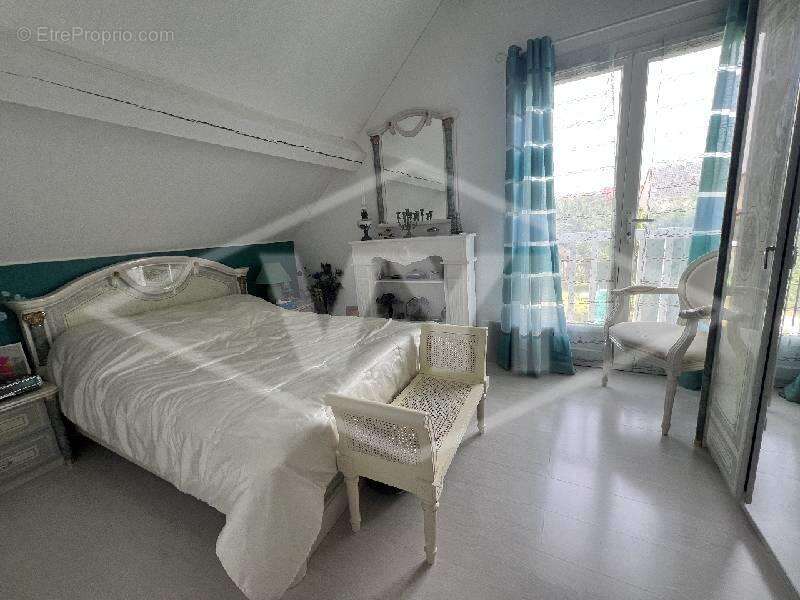Maison à QUINCY-SOUS-SENART