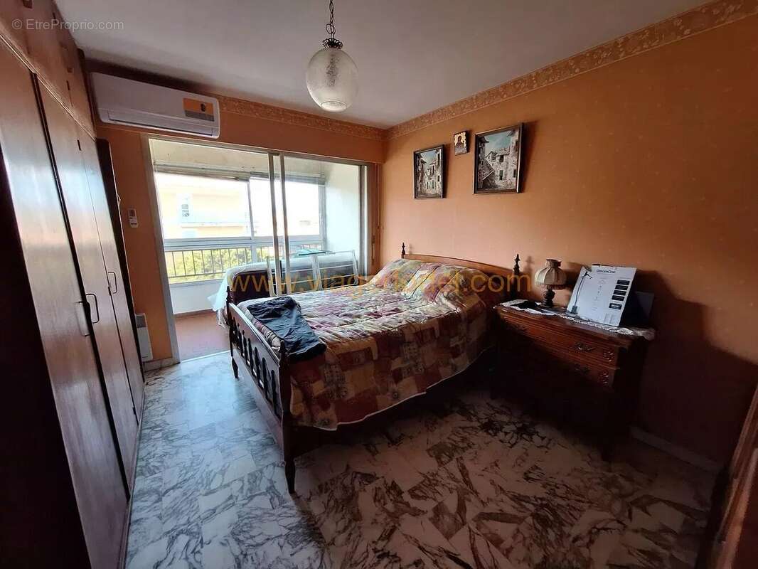 Appartement à FREJUS