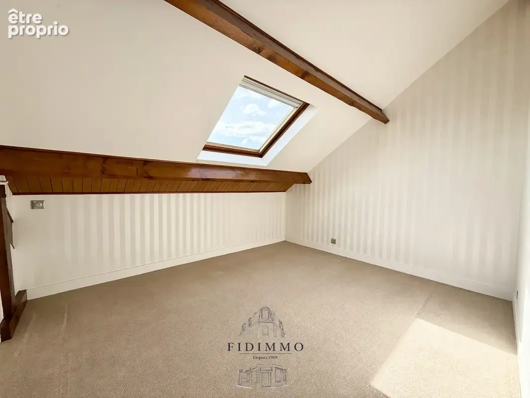 4357 - Maison familiale avec dépendance - photo 9