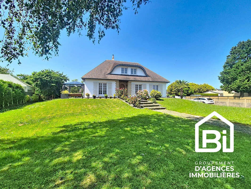 Maison à NOYERS-BOCAGE