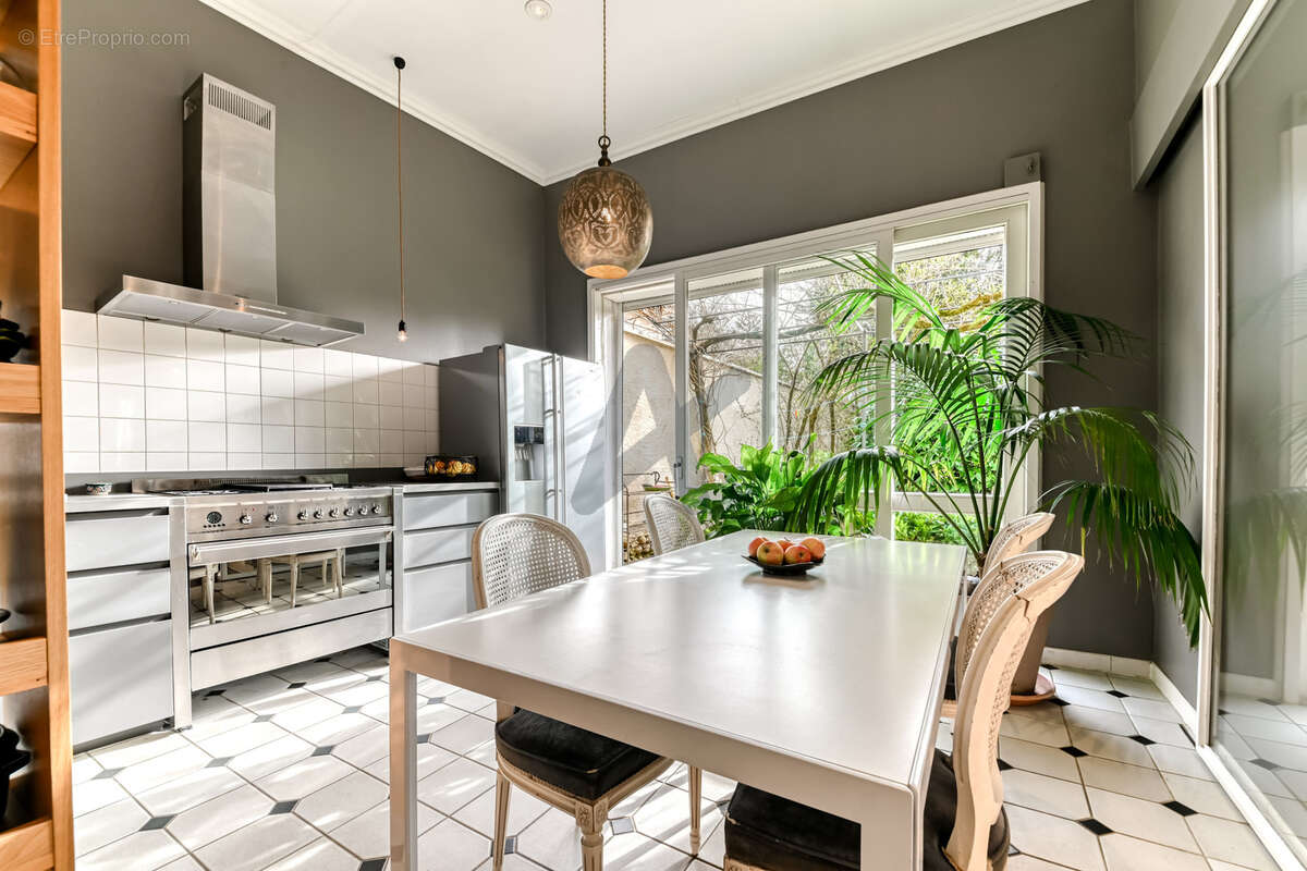 Appartement à SAINTE-FOY-LES-LYON