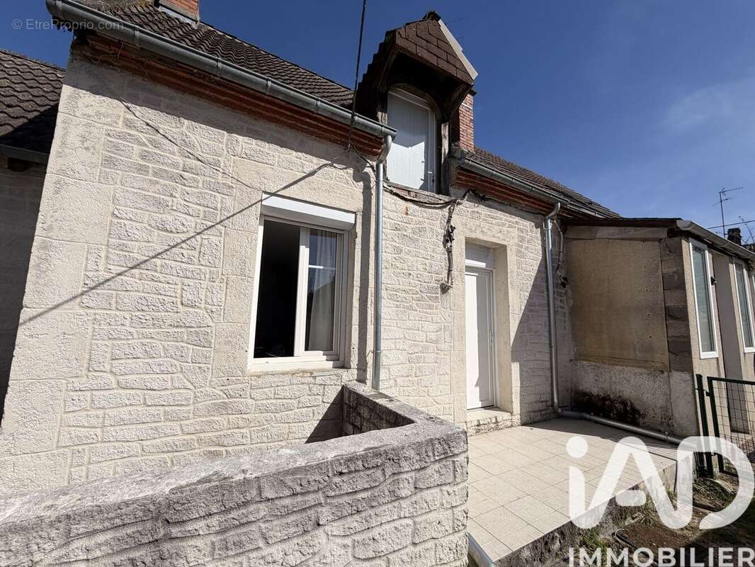 Photo 3 - Maison à VIERZON