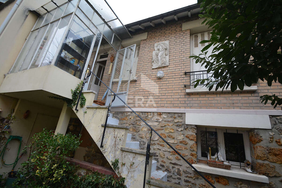Maison à COLOMBES