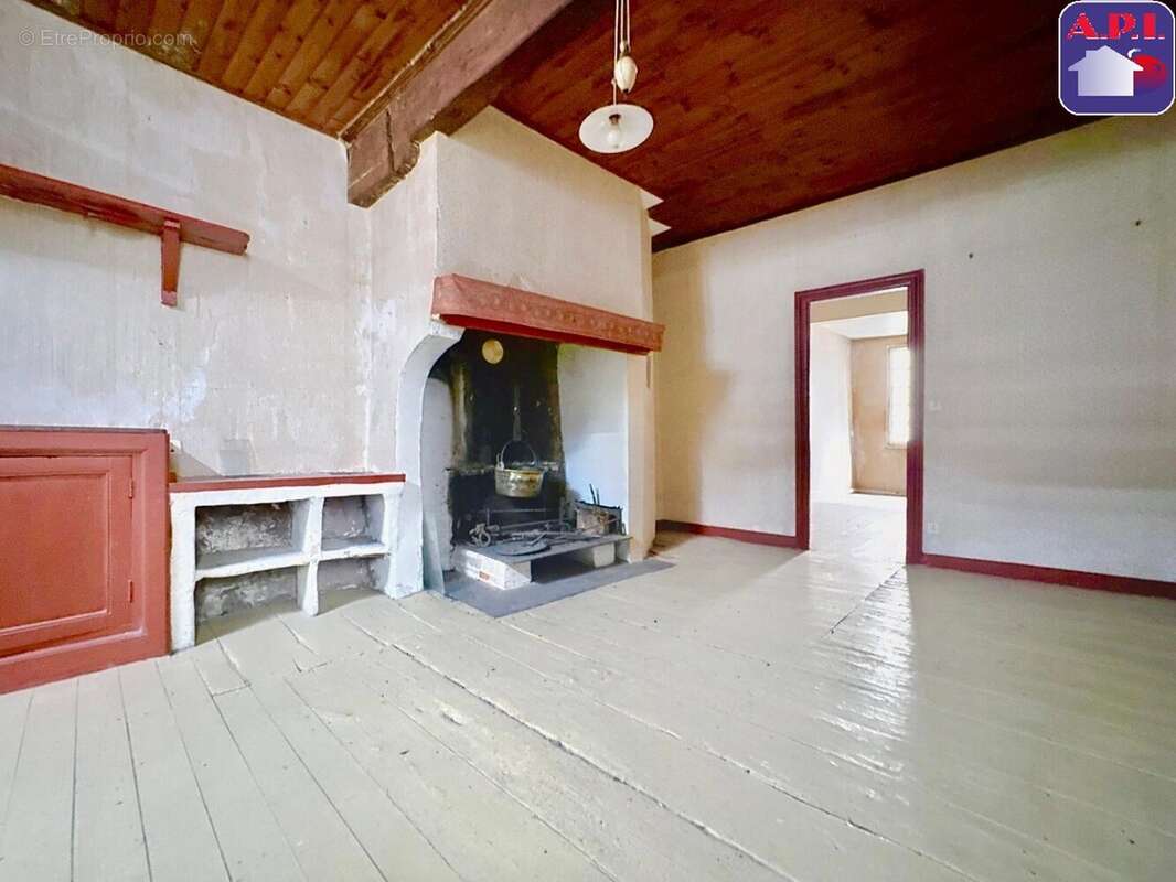 Maison à TARASCON-SUR-ARIEGE