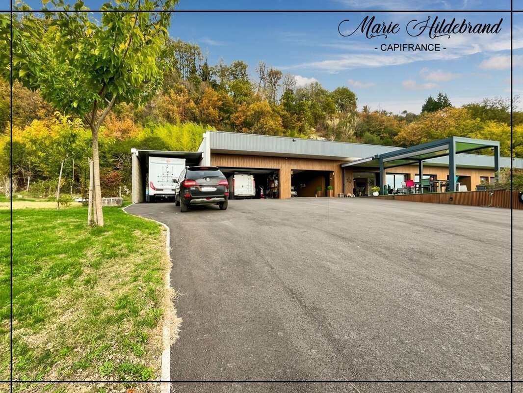 Propriété contemporaine – vue dominante, parc de près d’1 hectare & piscine - photo 24