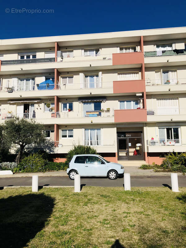 Appartement à LUNEL