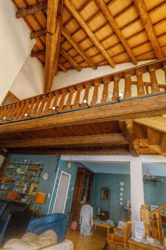 Maison à AUTIGNAC