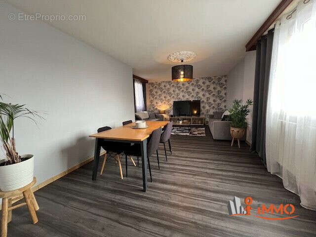 Maison 130 m² à La Talaudiere  - photo 4