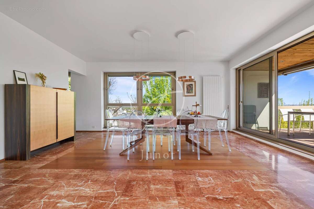 Maison à MARLY-LE-ROI