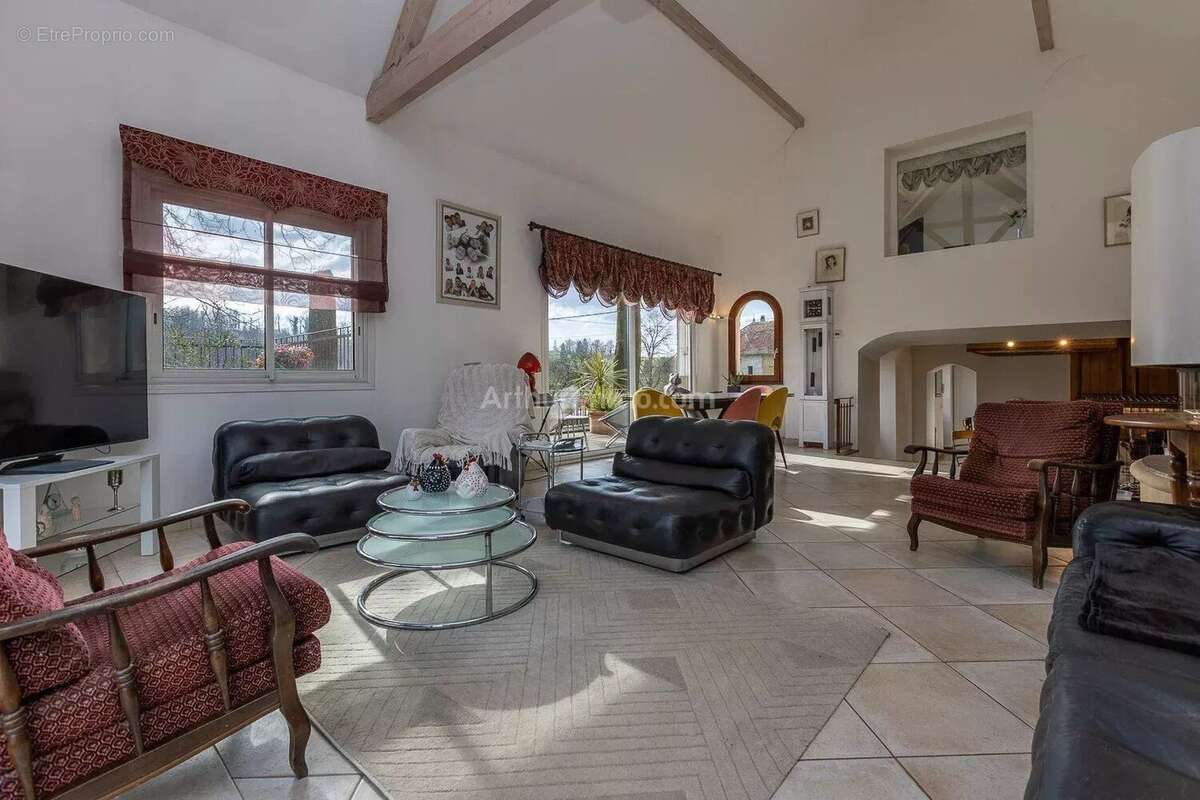 Maison à LE PONT-DE-BEAUVOISIN