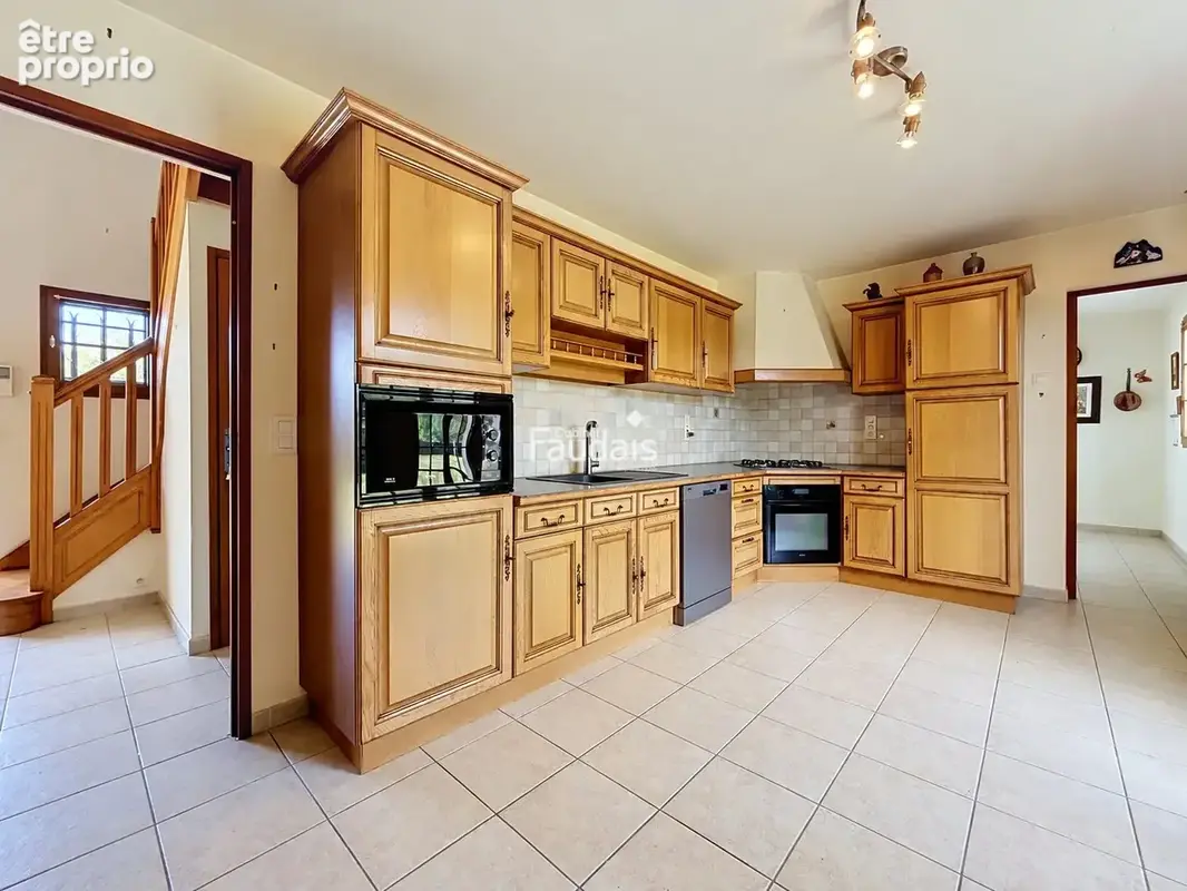 Maison 6 pièces 142 m² à vendre à Sallen (14240) - photo 9