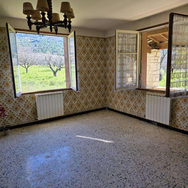 Maison à VERCOIRAN