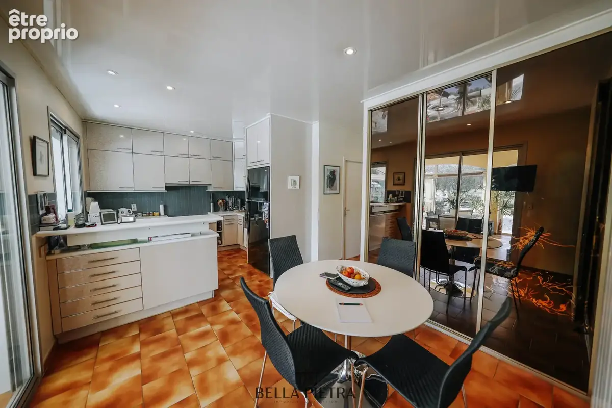 Maison 6 pièces 240 m² à vendre à La Grande-Motte (34280) - photo 9
