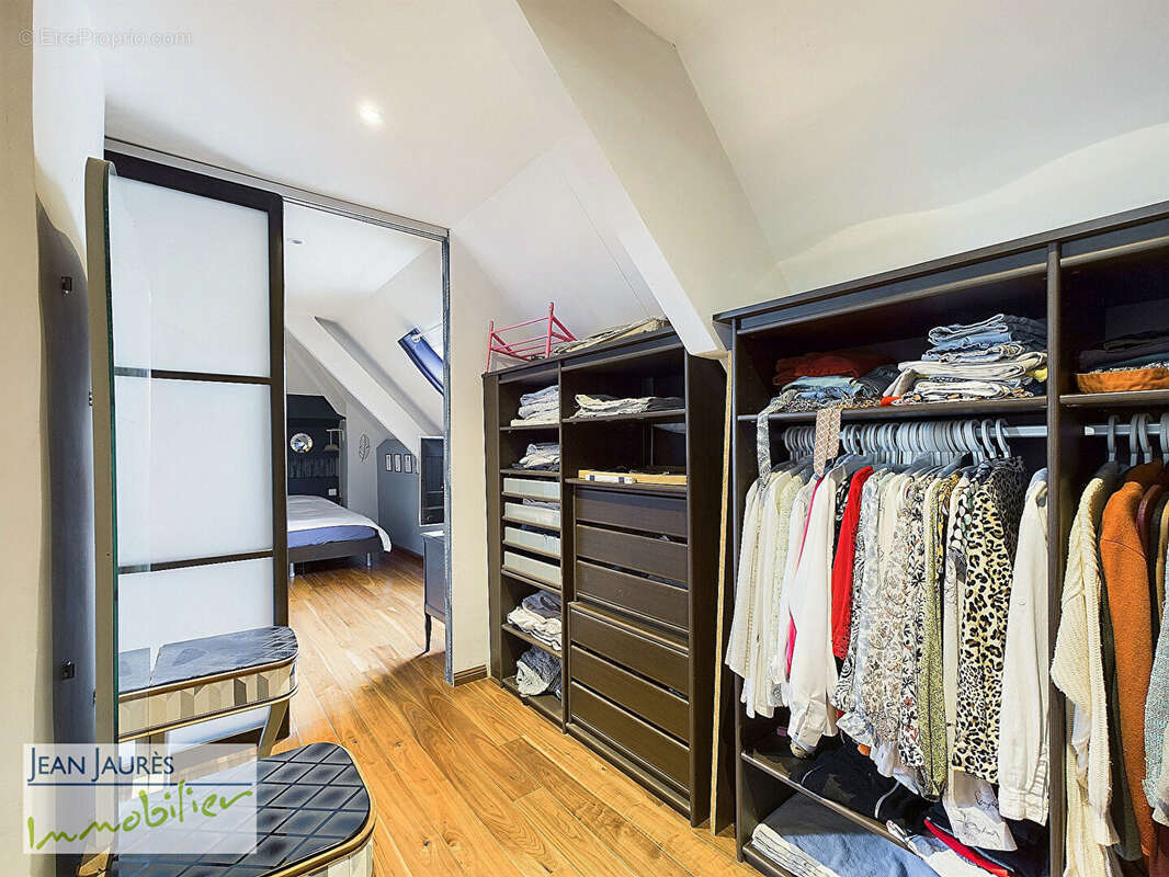 Maison à LA RIVIERE-DE-CORPS