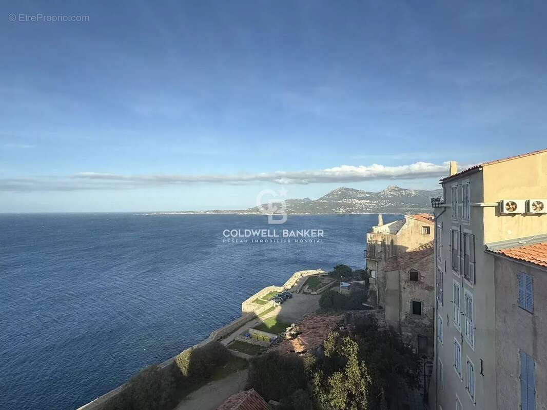 Appartement à CALVI