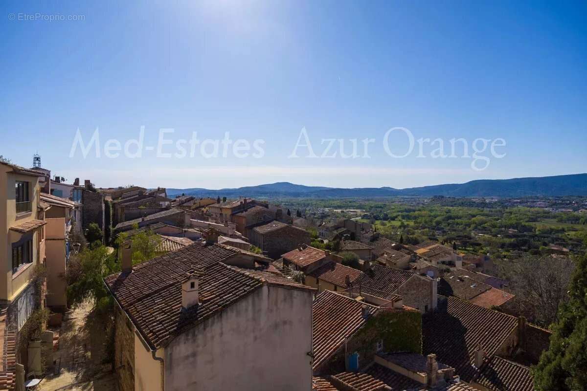 Appartement à GRIMAUD