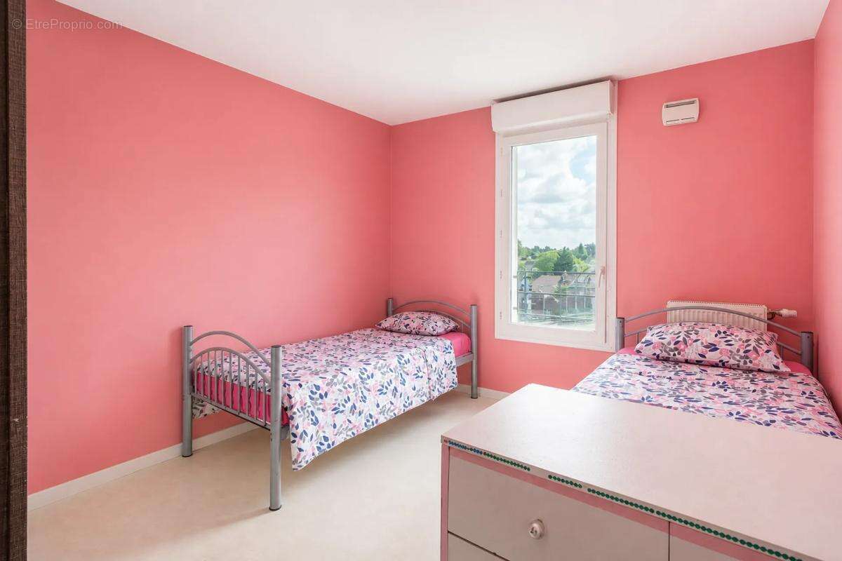 Appartement à STAINS