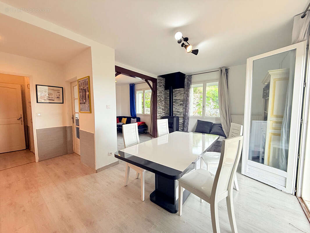 Cahors: Maison  5 pièces - photo 9