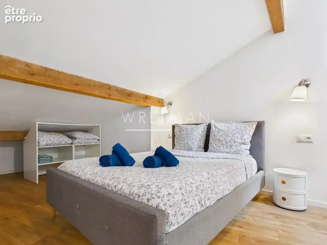 Charmant appartement en duplex en dernier étage avec terrasse, vue mer panoramique - Vieux Menton - photo 10