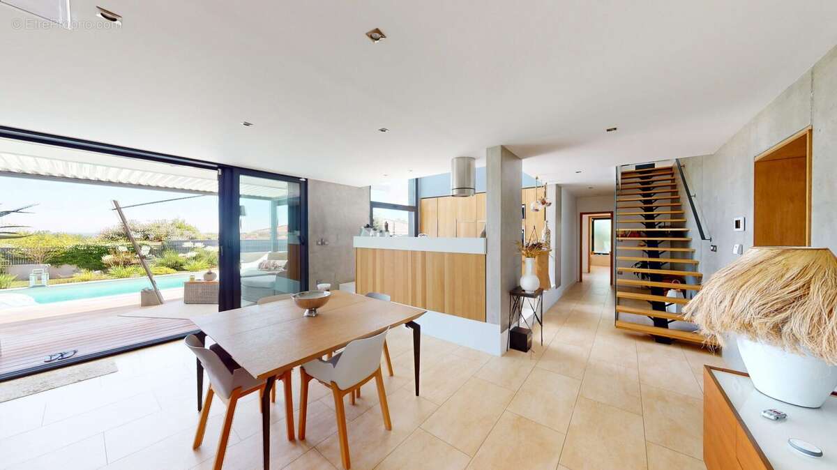 Maison à CASTELNAU-D'ESTRETEFONDS