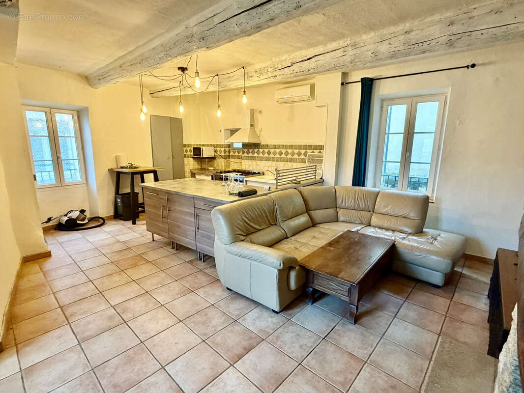 Maison à MALAUCENE