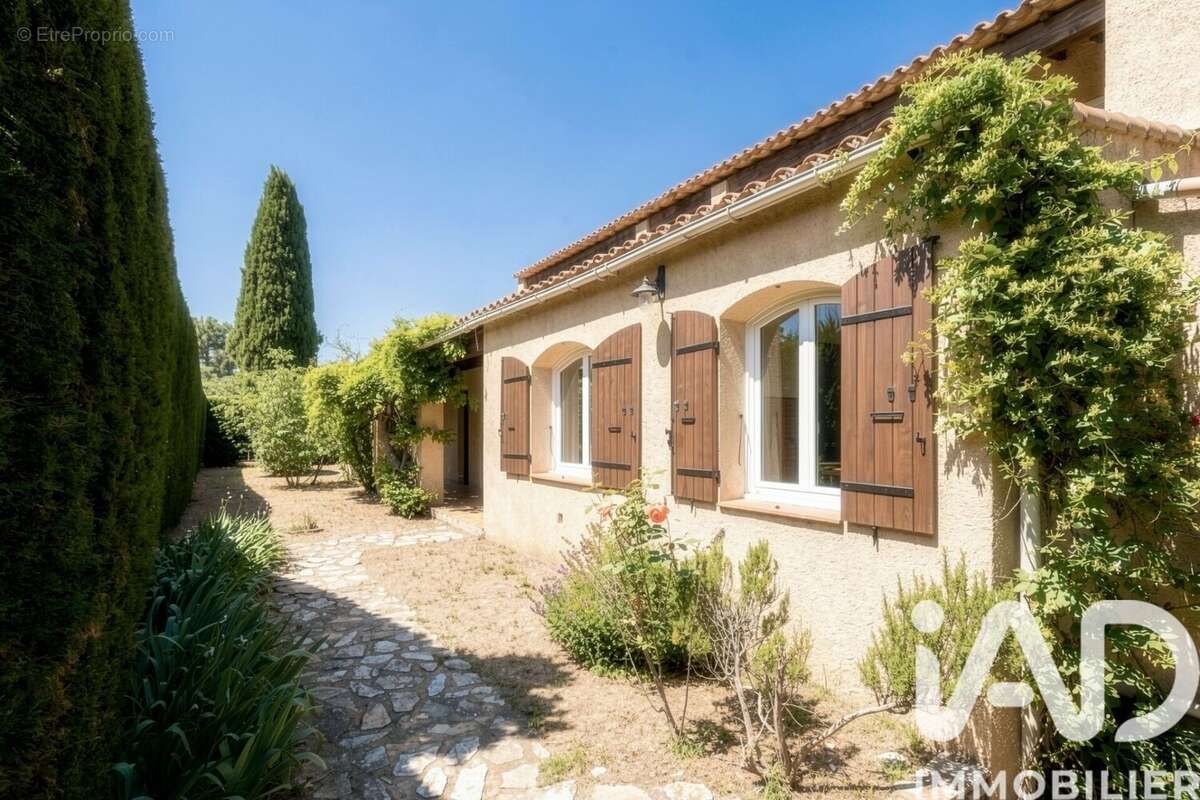 Photo 2 - Maison à GARDANNE