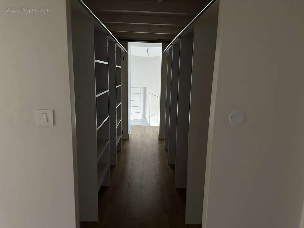 Maison à MONCLAR-DE-QUERCY