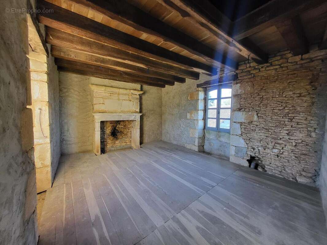 20251030144026 - Maison à SARLAT-LA-CANEDA