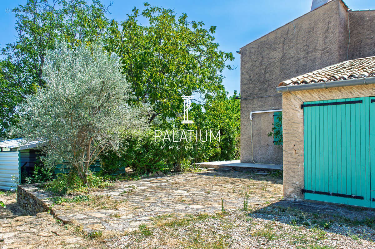 Maison 110 m² à Chateau-Arnoux-Saint-Auban  - photo 7