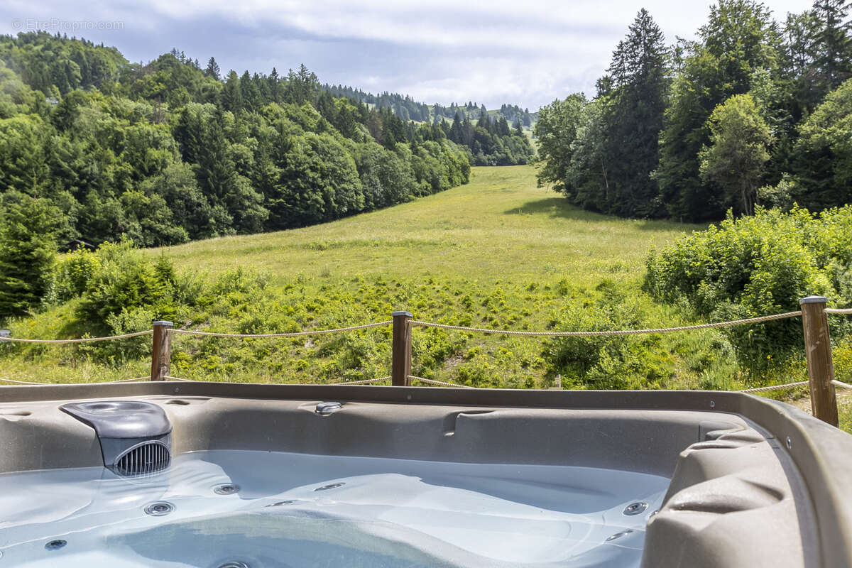 Maison à HABERE-POCHE