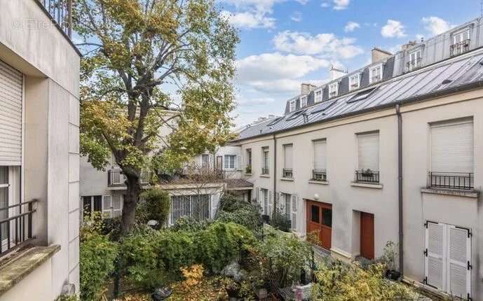 Appartement à PARIS-19E